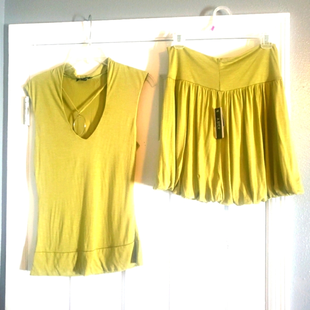 Nwt Abyer skirt set